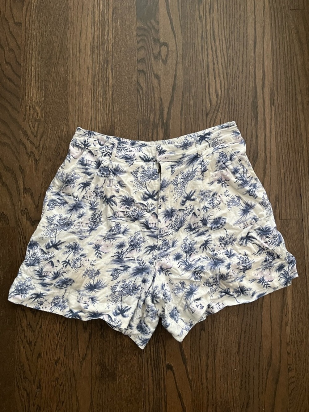 Abercrombie & Fitch White High-Waist Shorts with Blue Tropical Print